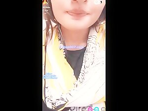 6 Minutes Live Boobs Playing And Saying Kon Mere Muh Me Dega