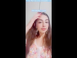 Famous Stylist Influencer Surprising Snapchat Premium Videocall 10 Minutes Video Stripping Full Frontal Nude with Full Face Pussy Rubbing Shaking Her