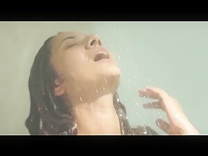 Sexy Actress Pooja Joshi  Hot Bathing Scene Photoshoot Video