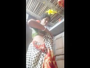 Unsatisfied Bhabhi Fingering Her Mature Red Pussy Snd Recording Video for New Lover
