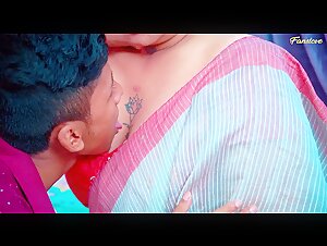 Mast Teacher Ne College Student Se Chudwaya, Mote Chuche Aur Moti Gand Wali Sexy Aunty Ke Sath Tapatap